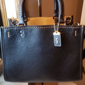 Coach 1941 Gen 2 🖤💛 Rogue black and Goldenrod